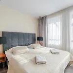 Apartment Royal Tulip Seaside By Bookinghost *